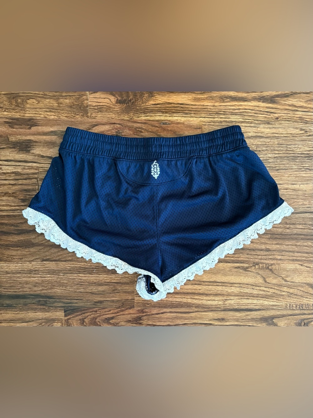 Free People FP Movement Tip Off Shorts midnight navy blue, white lace trim, L - Picture 7 of 7